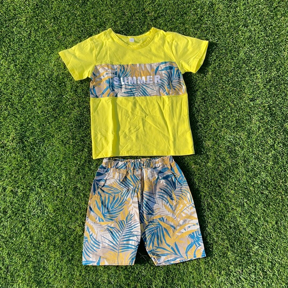 Summer Cute Yellow & Green Outfit Shorts & Shirts Size 120